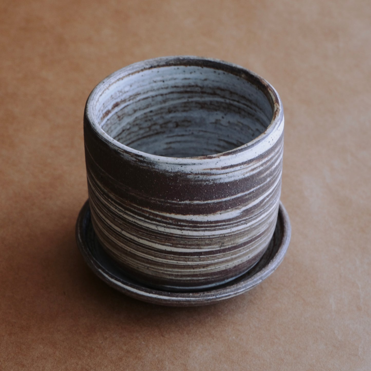 Small Planter & Saucer — Contrast Marble