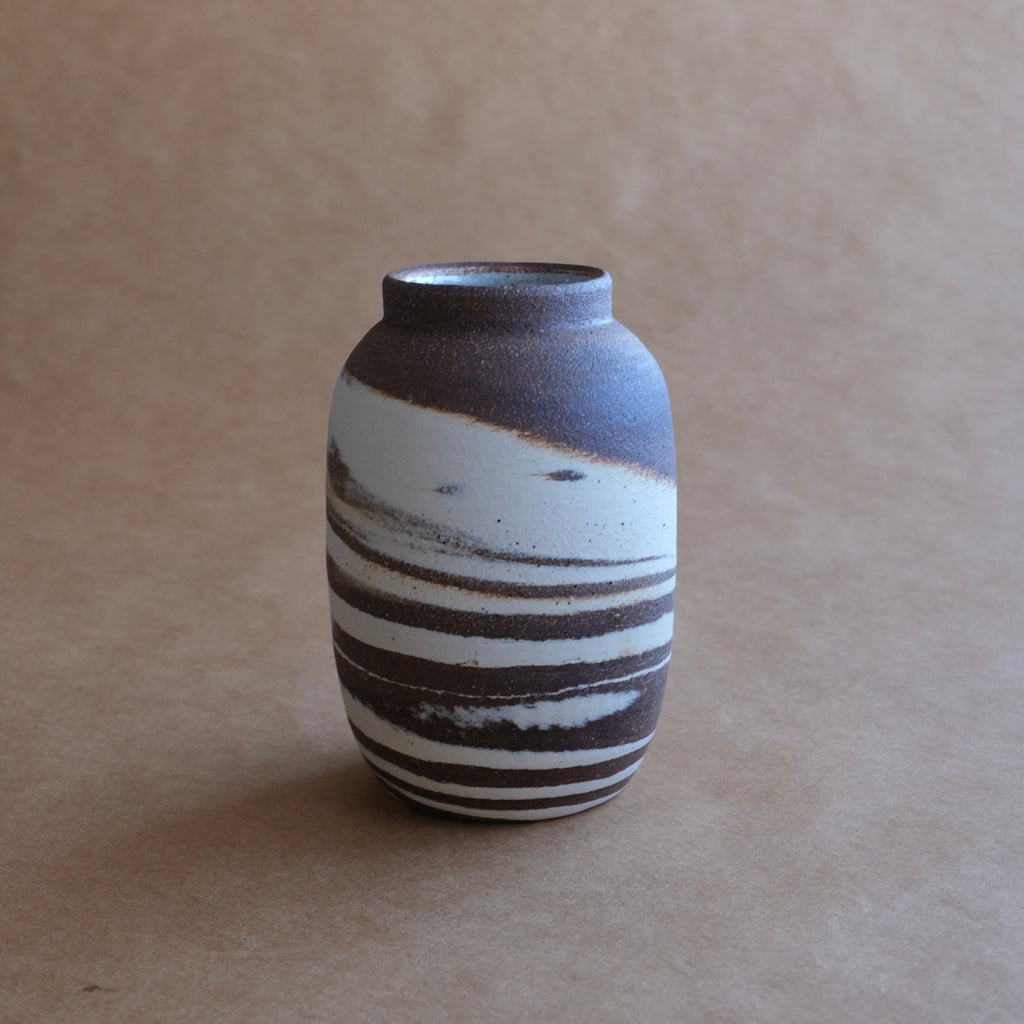 Short Vase — Contrast Marble