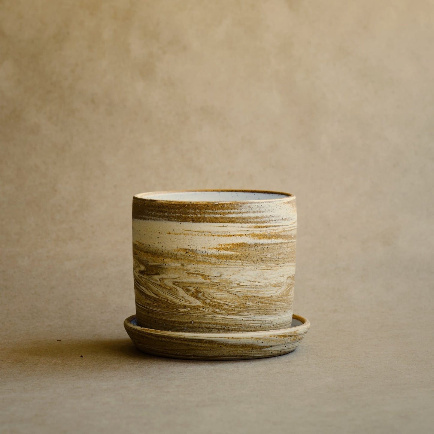 Planter with Drip Tray — Jupiter